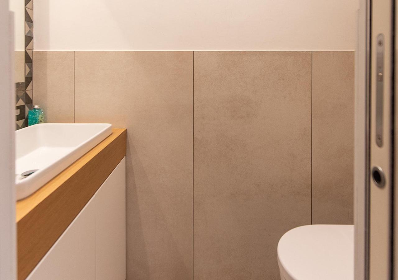 Porta Nuova Suite Comodita In Centro A Torino Kültér fotó
